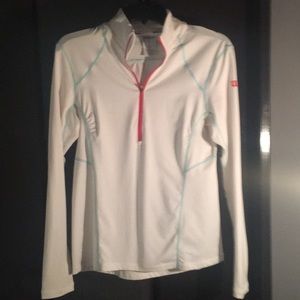 Women’s half zip athletic top